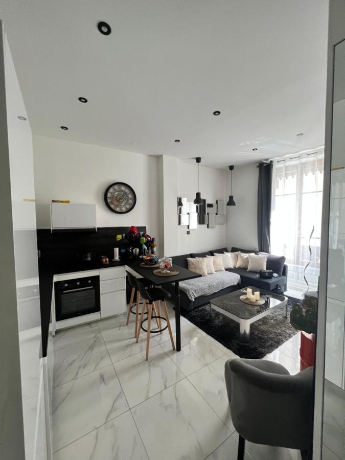 Rancy Apartment Lyon Exterior photo